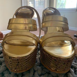Vogue- Gold Platforms size 8